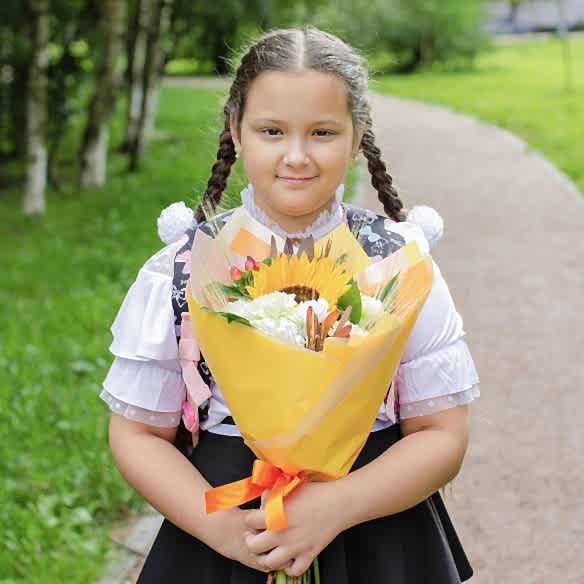 Букет с подсолнухом